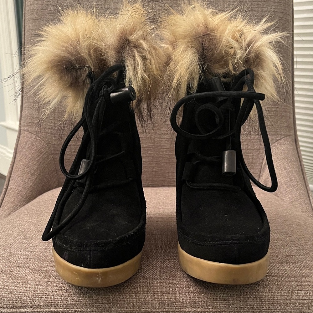 Cecelia New York Womens’ Holly Black Fur-Trim Wedge Booties - Picture 2 of 7